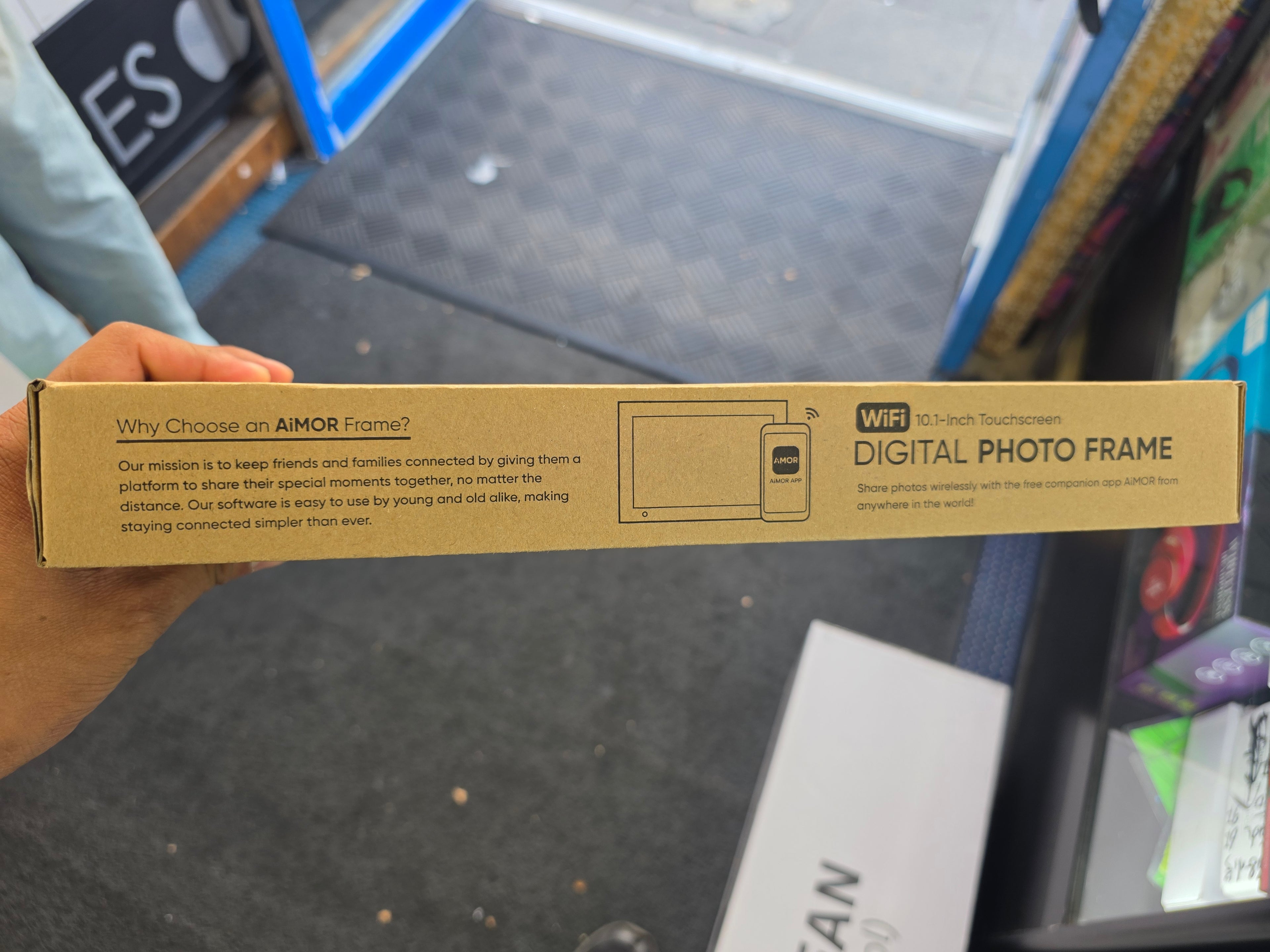 Digital photo frame